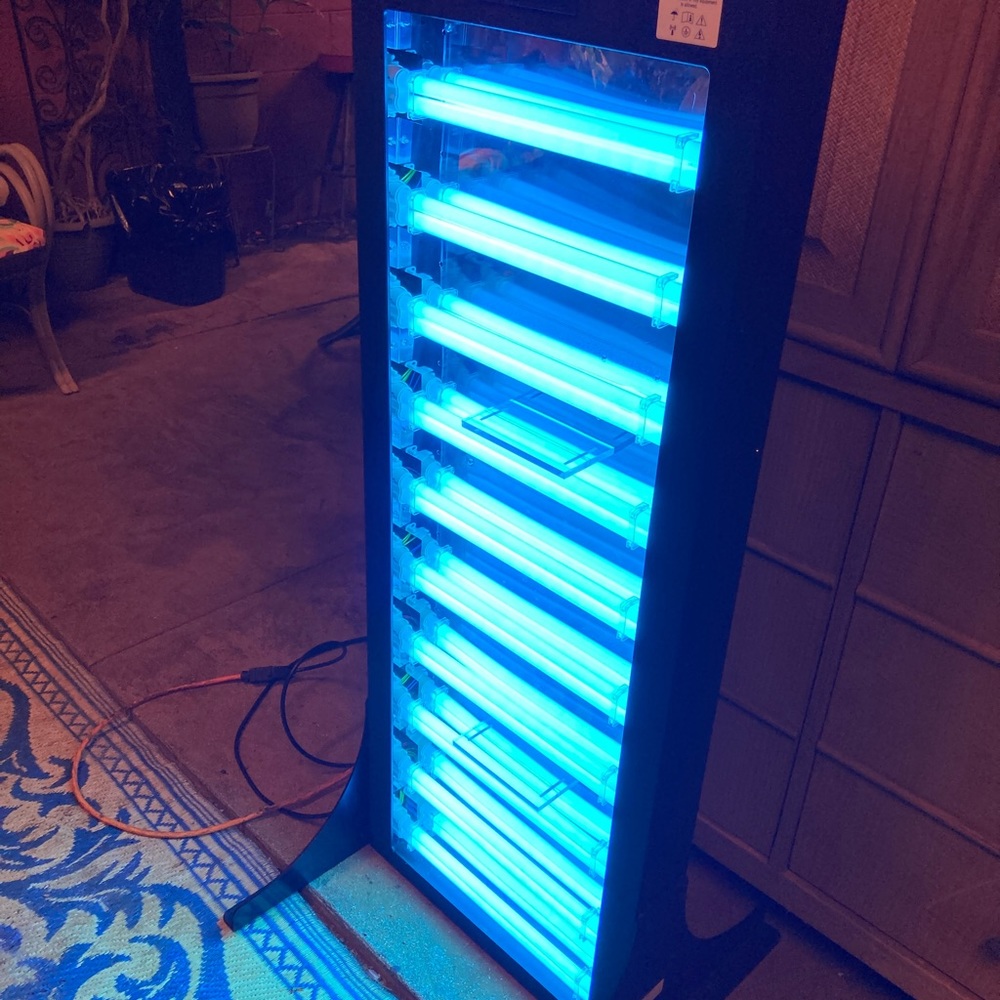 Daavlin phototherapy series 4